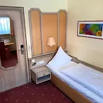 Отель Krone 4*
