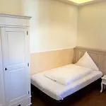 Hotel Krone 4*
