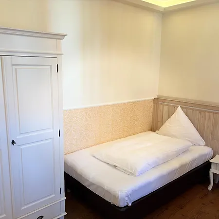 Hotel Krone 4*