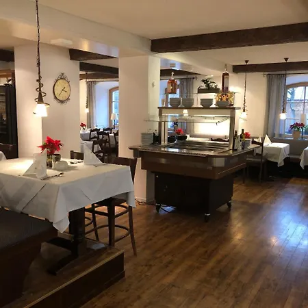 Hotel Krone 4*